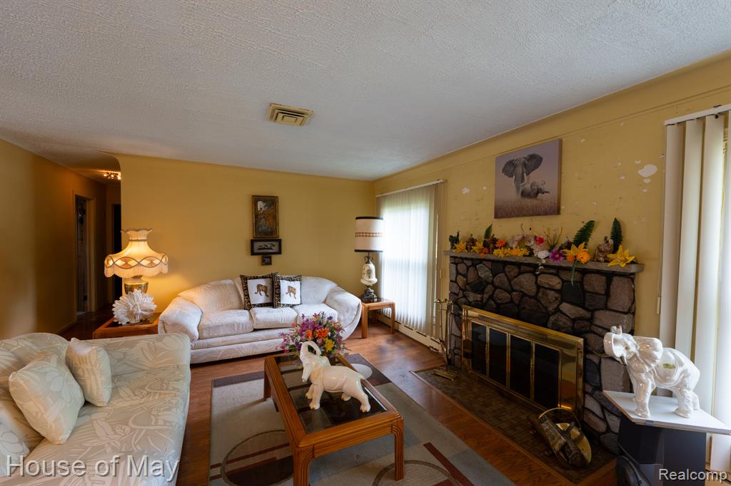21240 Ridgedale Street, Oak Park, MI 48237 — Photo 4