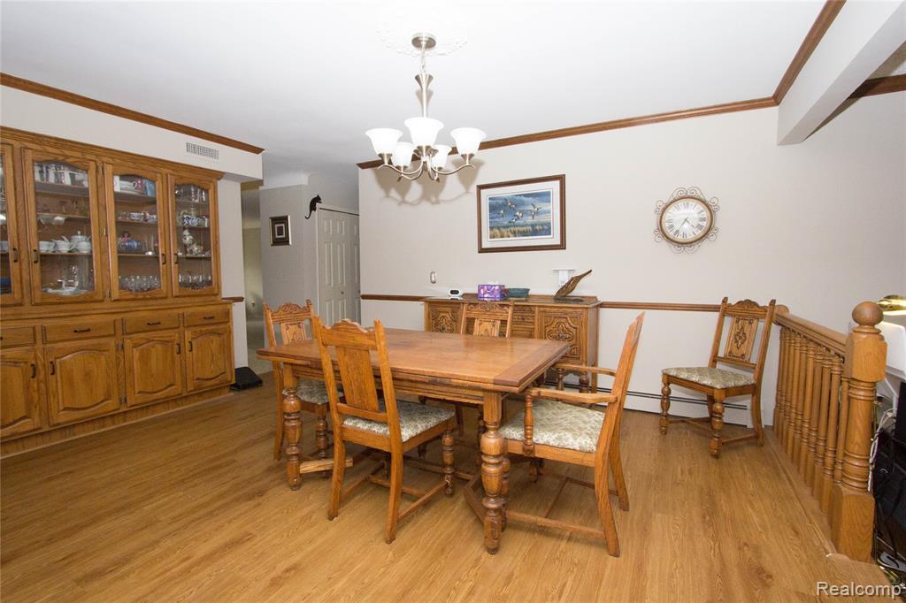 30208 Maplegrove Street, Saint Clair Shores, MI 48082 — Photo 15