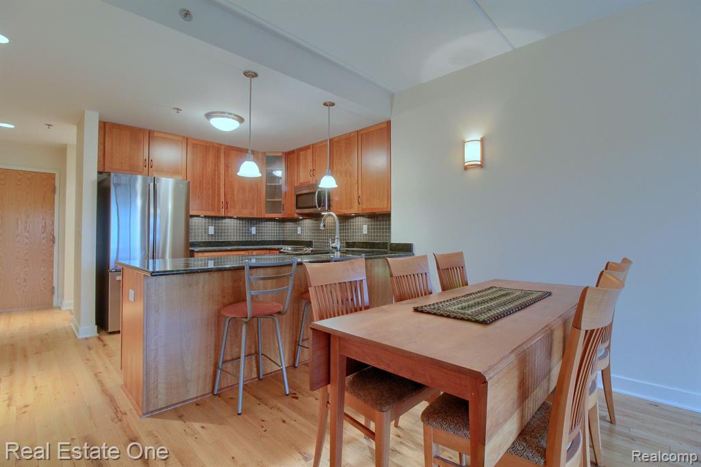 111 N ASHLEY Street, 611, Ann Arbor, MI 48104 — Photo 14