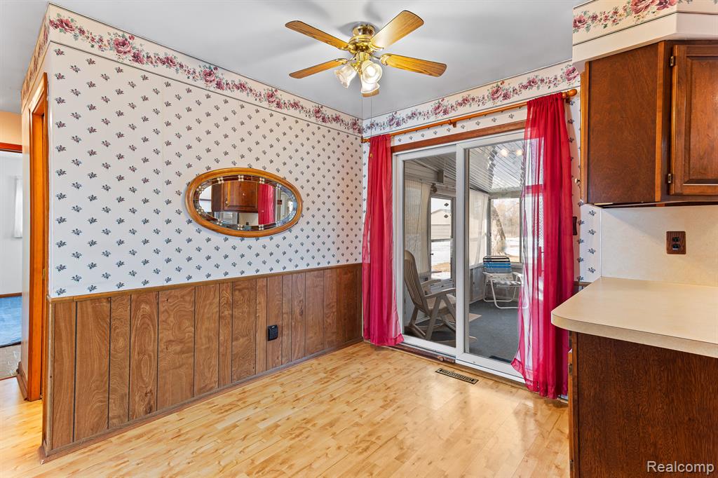 4945 CARLETON ROCKWOOD Road, South Rockwood, MI — Photo 13