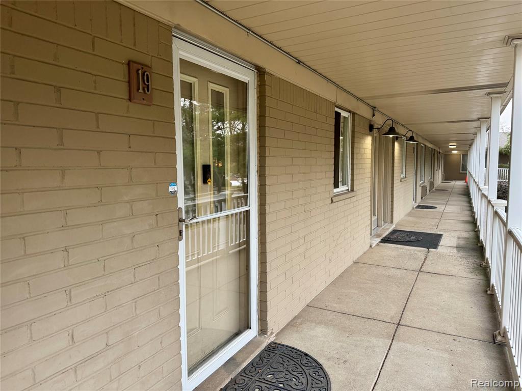 475 S ADAMS Road, 19, Birmingham, MI 48009 — Photo 3