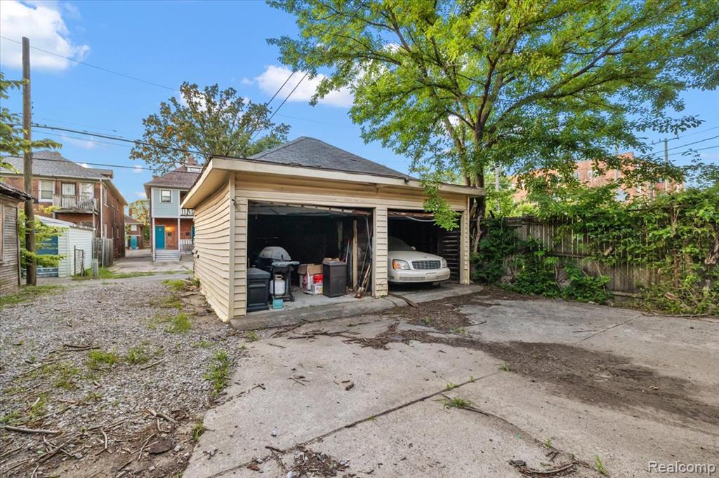 2256 W Philadelphia Street - Photo 5