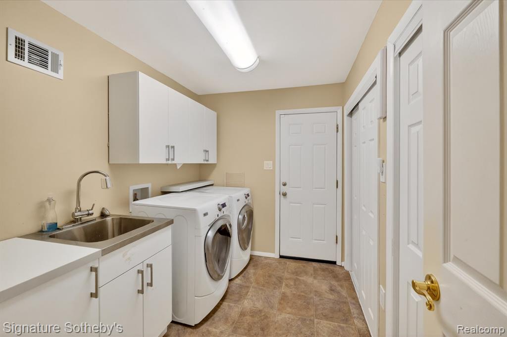 4284 Cherrywood Drive, Troy, MI 48098 — Photo 42