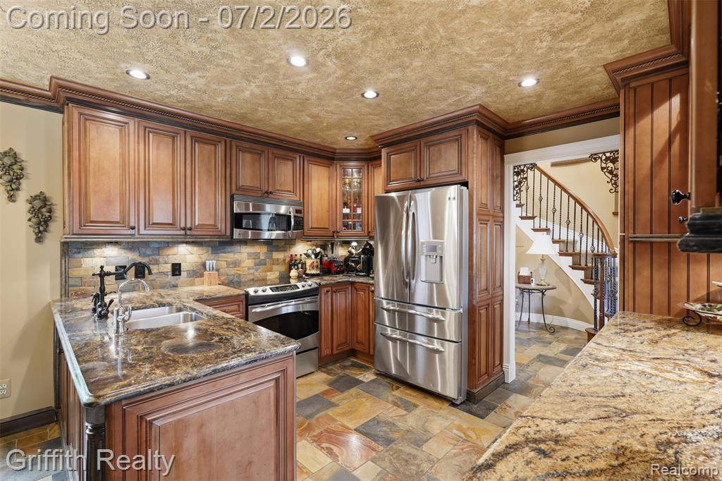 4603 Golf View Drive, Brighton, MI 48116 — Photo 11