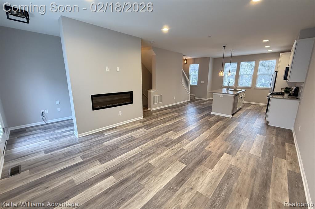 584 Anne Avenue, Brighton, MI 48116 — Photo 2