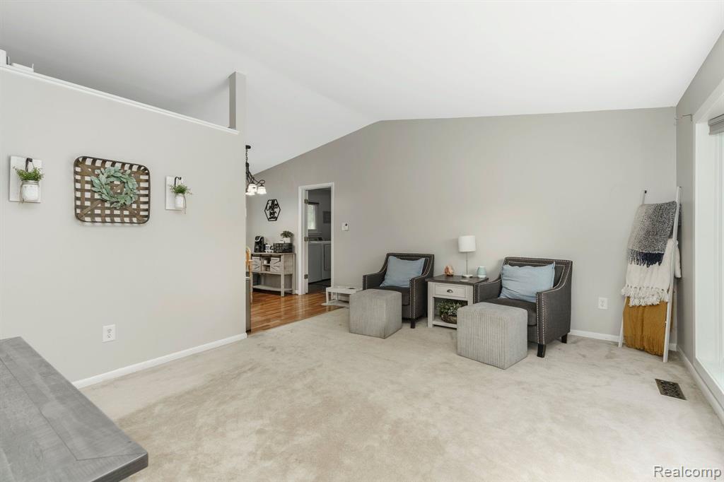 779 JOYCEIL Drive, Waterford, MI 48328 — Photo 15