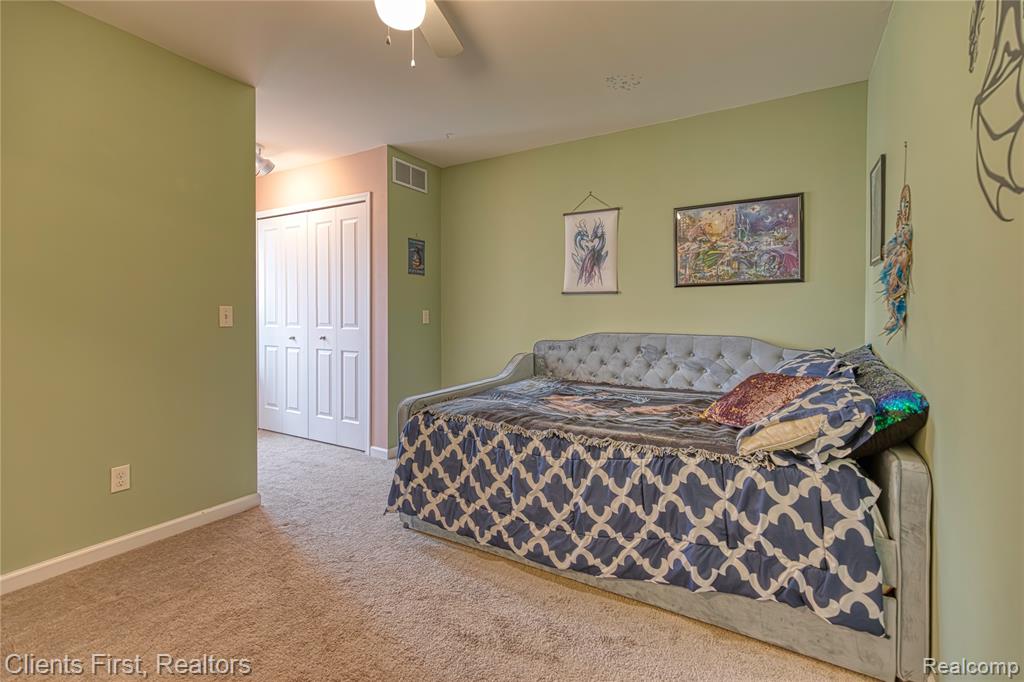 1291 Courtney Court, Hartland, MI 48353 — Photo 47