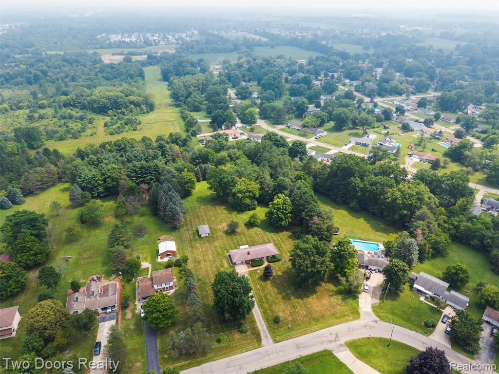 7137 Blankenship Circle, Davison, MI 48423 — Photo 11