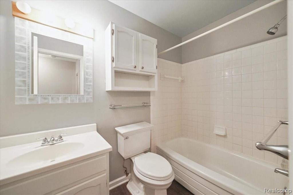 805 PLATE ST UNIT 205, Rochester, MI 48307 — Photo 10