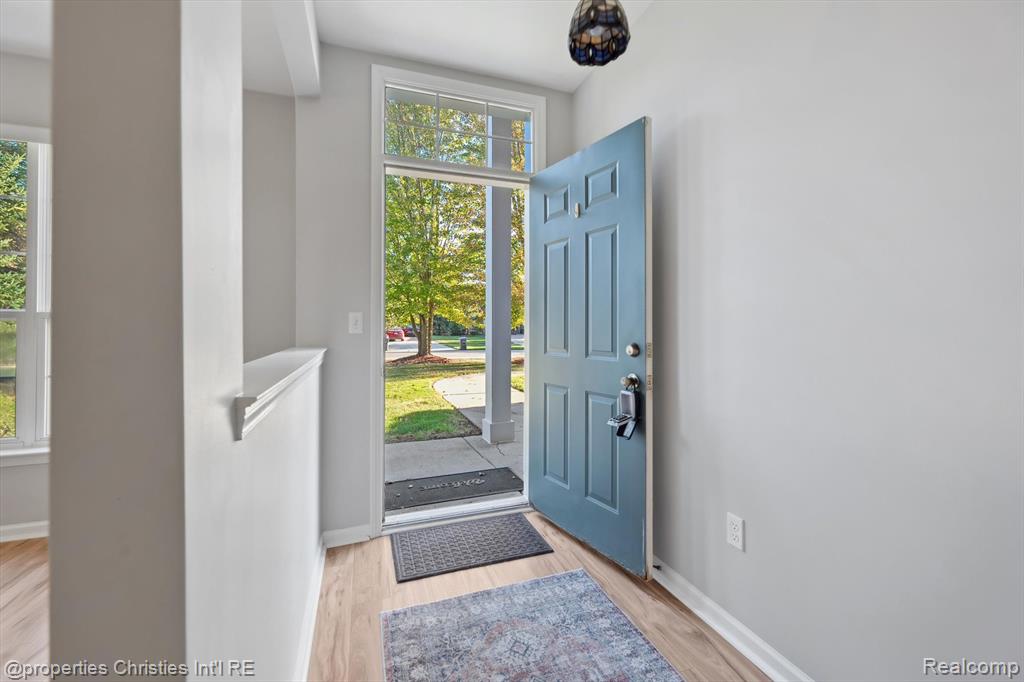 16865 Carriage Way, Northville, MI 48168 — Photo 4