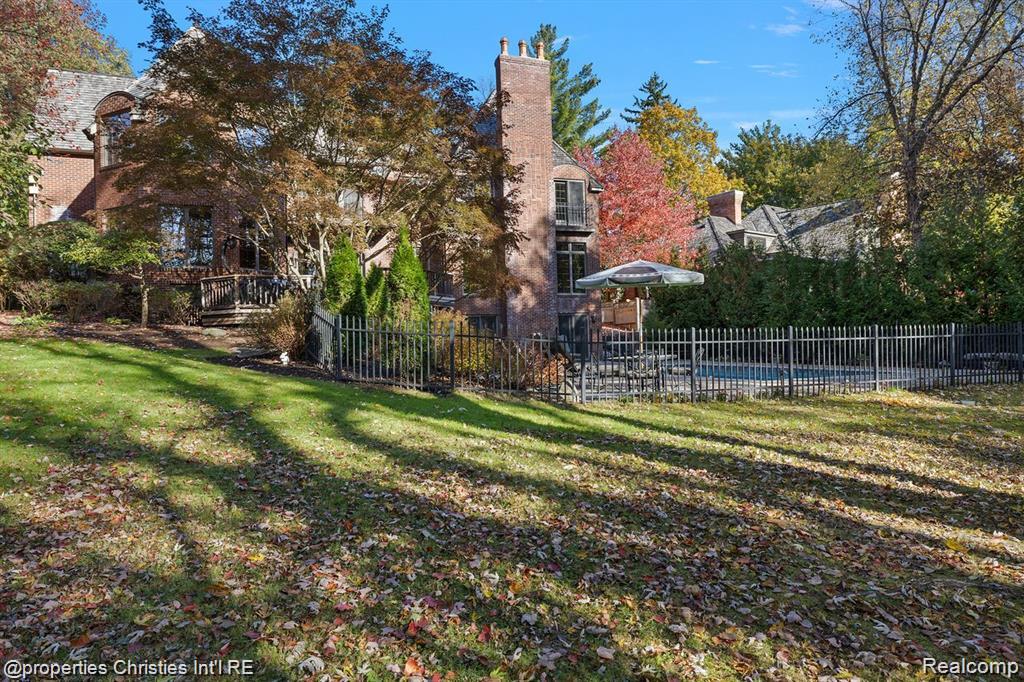 633 Hawthorne Street, Birmingham, MI 48009 — Photo 3