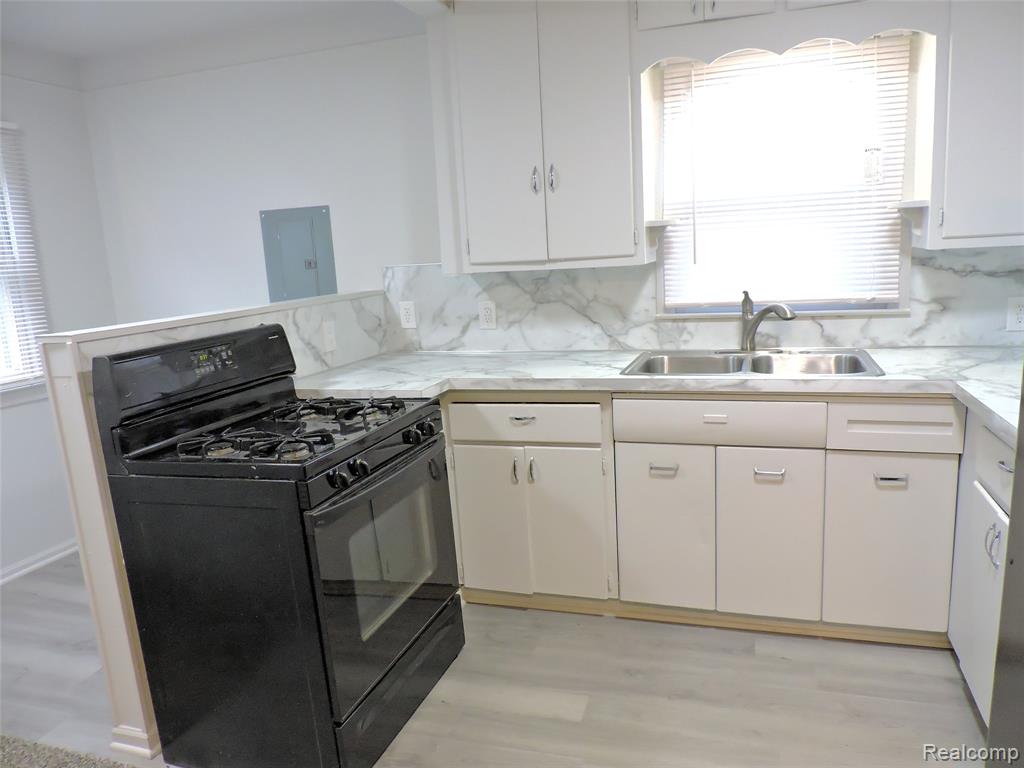 4014 Jacque Street, Flint, MI 48532 — Photo 8
