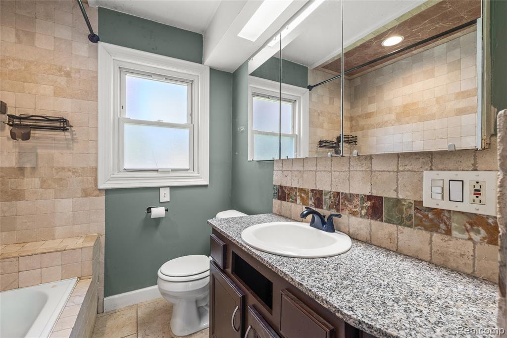 26274 McDonald Street, Dearborn Heights, MI 48125 — Photo 13