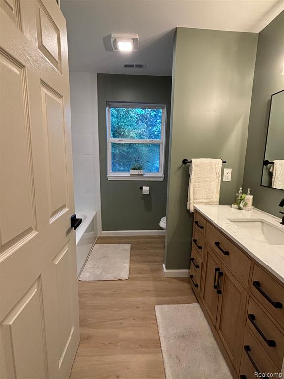1586 WIARD Boulevard, Ypsilanti, MI 48198 — Photo 12