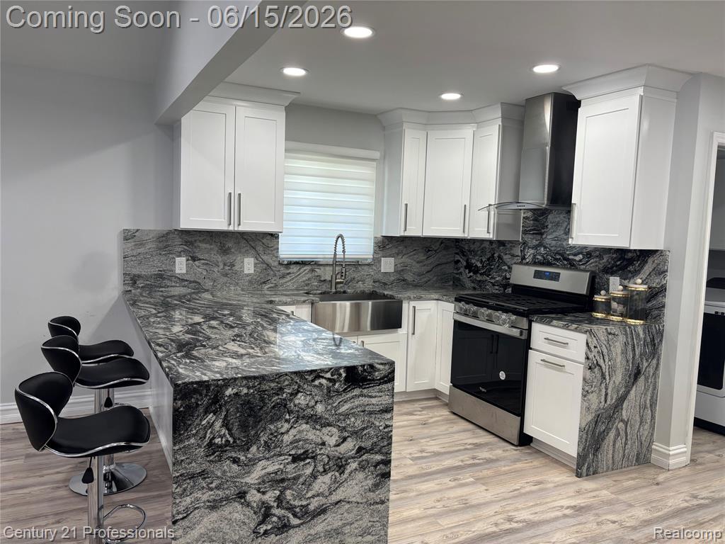 39548 Pinebrook Drive, Sterling Heights, MI 48310 — Photo 9