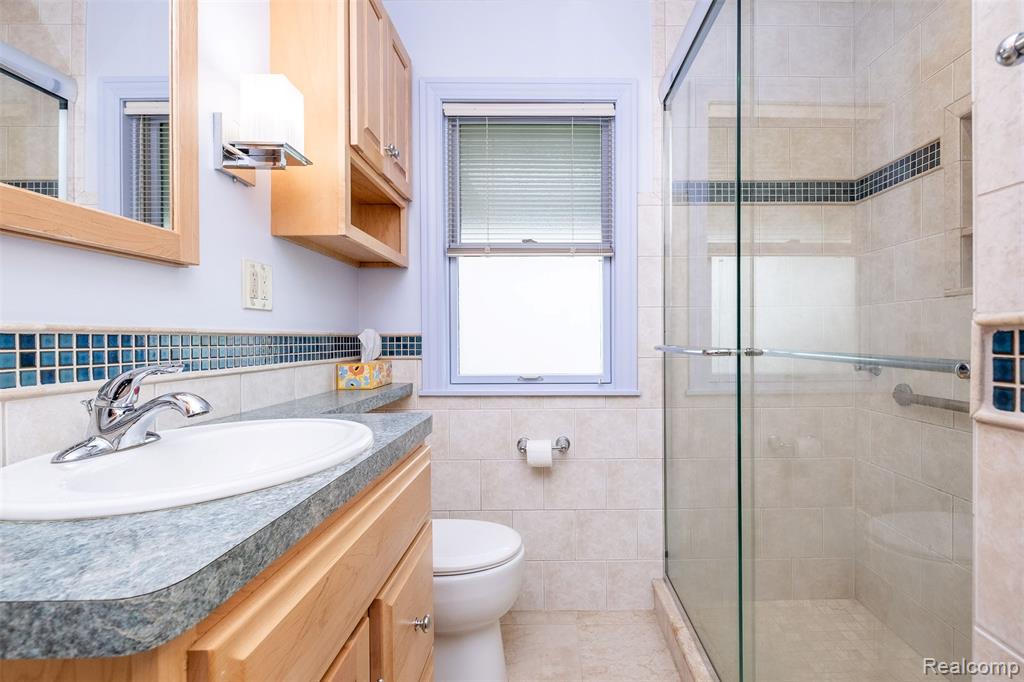 1863 Thomas Avenue, Berkley, MI 48072 — Photo 26