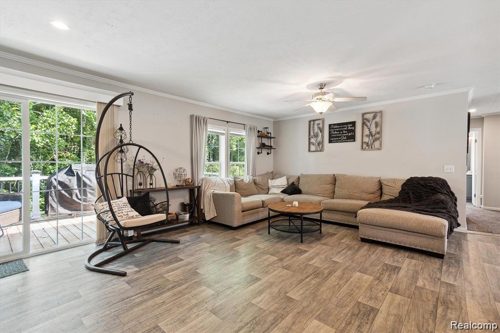 5201 Millstone, Milford, MI 48380 — Photo 14