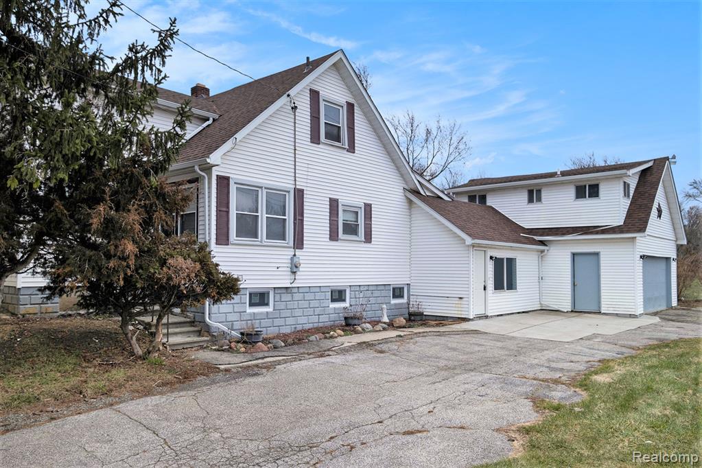 4138 Lapeer Road, Burton, MI 48509 — Photo 3