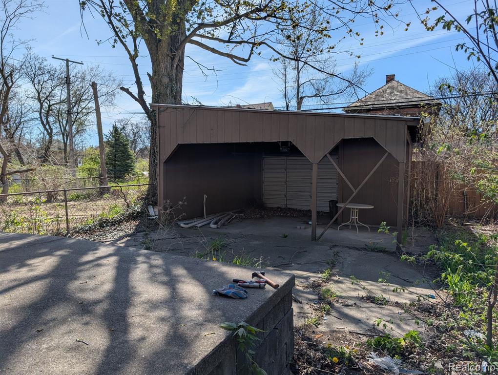 3299 MONTGOMERY Street, Detroit, MI 48206 — Photo 2