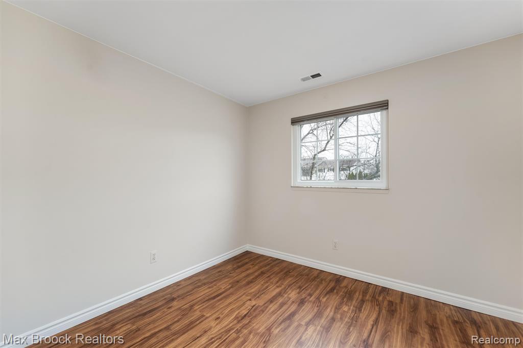 420 Baldwin Avenue, 84, Rochester, MI 48307 — Photo 21