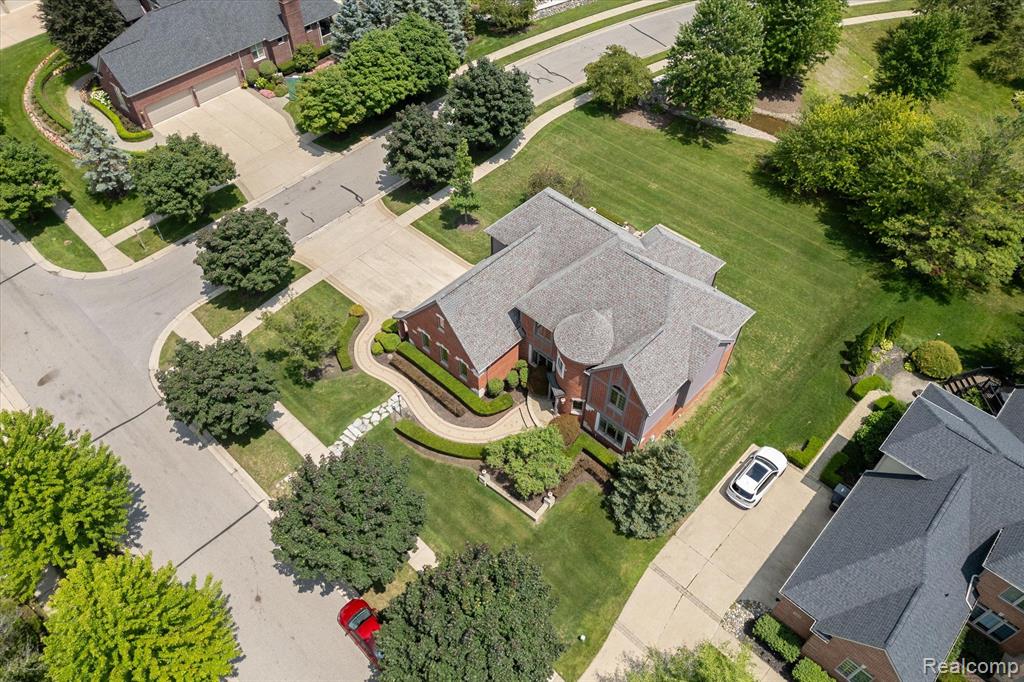 17712 PARKSHORE Drive, Northville, MI 48168 — Photo 79