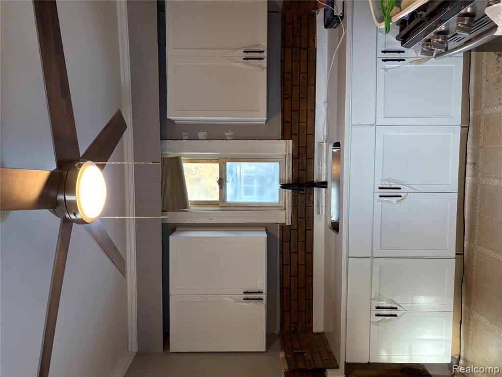 3363 Parkwood Avenue, Frenchtown, MI 48162 — Photo 5