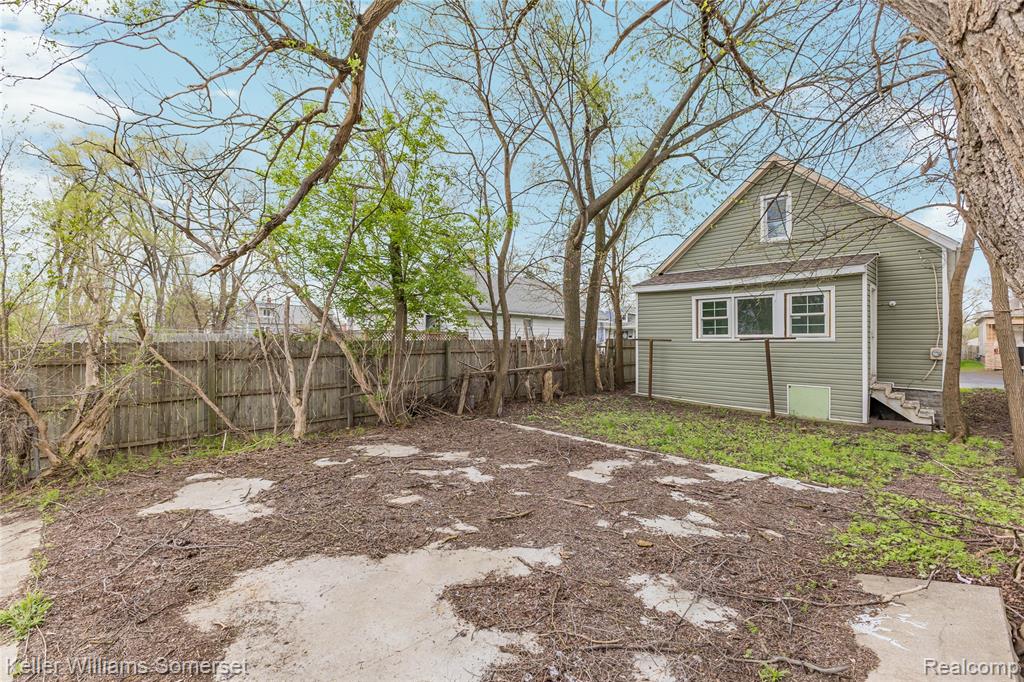 17167 Hasse Street, Hamtramck, MI 48212 — Photo 39