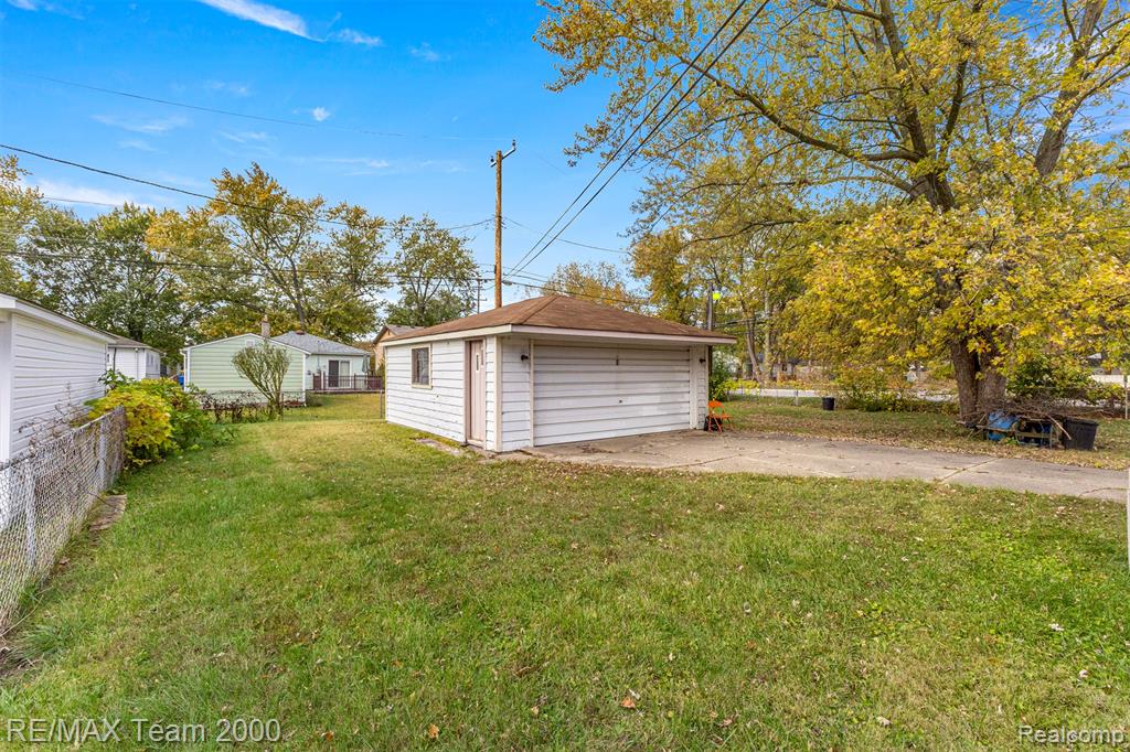 5622 Campbell Street, Dearborn Heights, MI 48125 — Photo 30