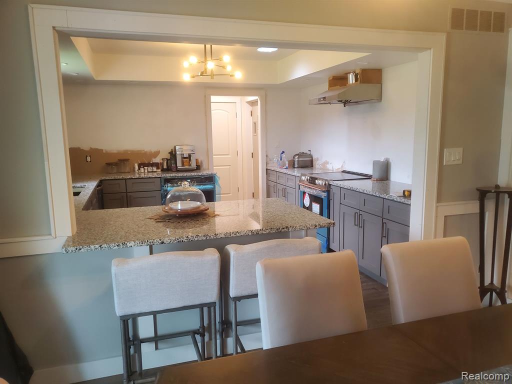 47550 Six Mile Road, Northville, MI 48168 — Photo 12