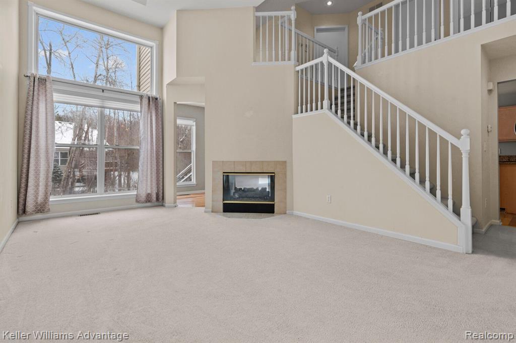 2527 PINE Drive, Wixom, MI 48393 — Photo 5