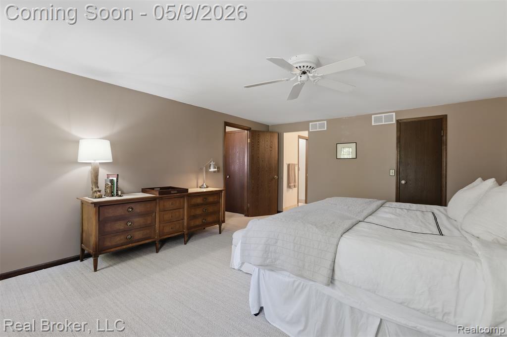 5037 Bantry Drive, West Bloomfield, MI — Photo 26
