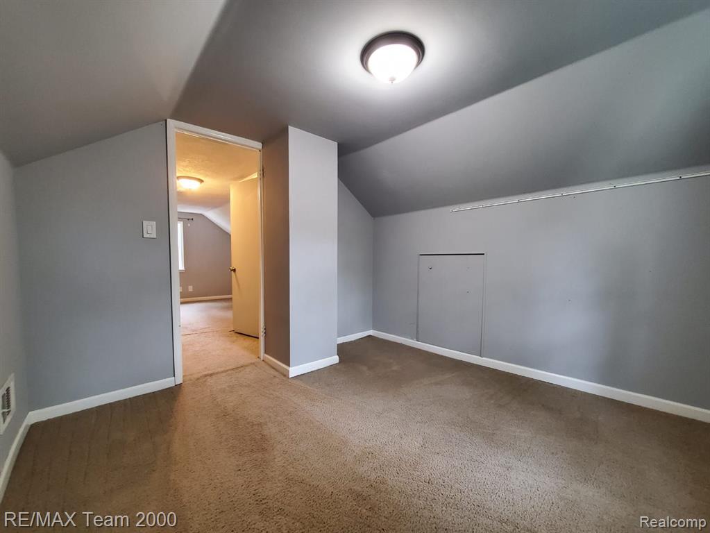 4980 MAYFAIR Street, Dearborn Heights, MI 48125 — Photo 9