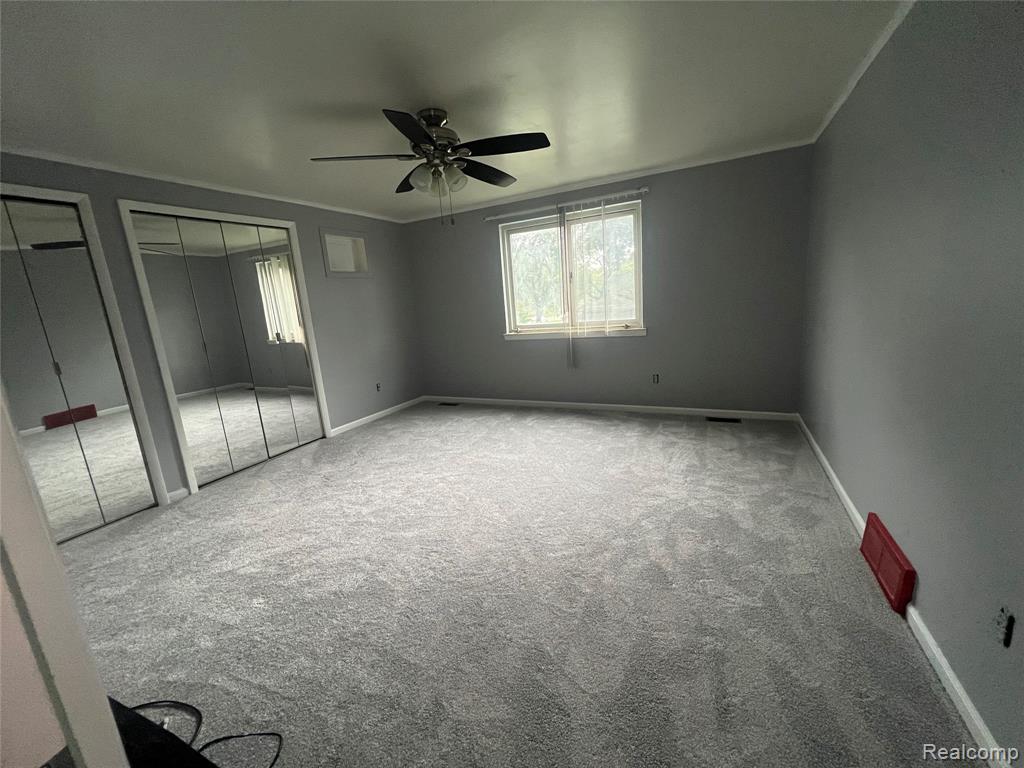 8737 Crestview Drive, Sterling Heights, MI 48312 — Photo 13