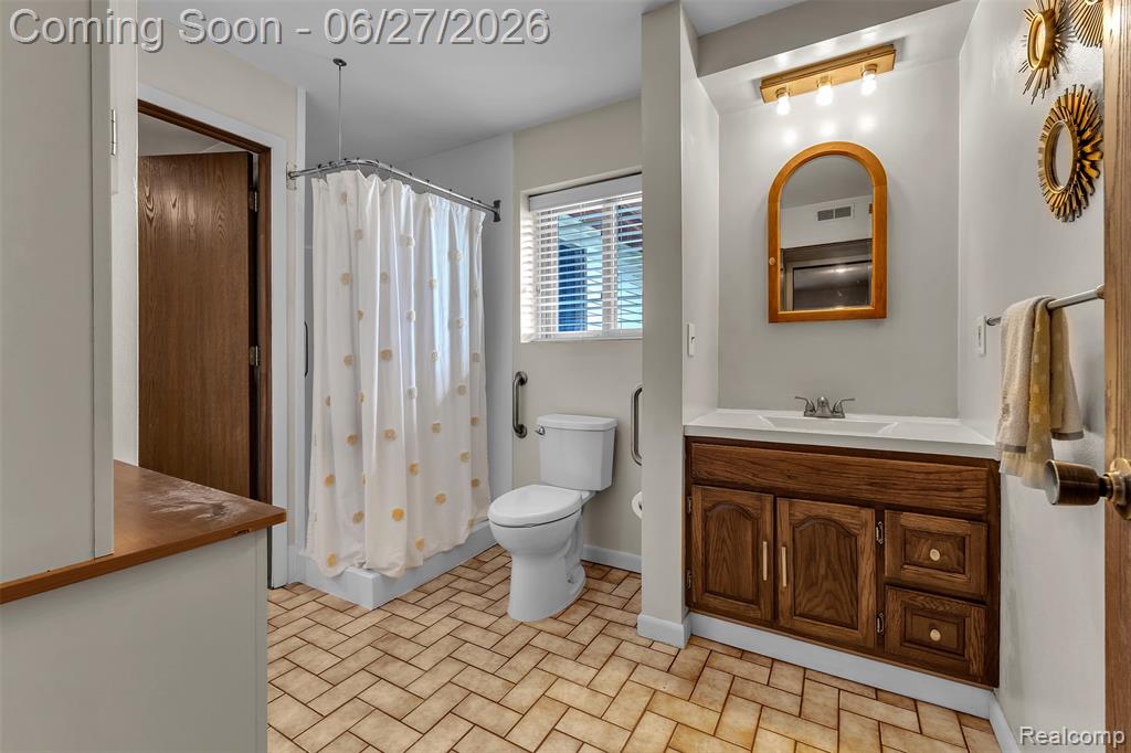 2276 Webster Park Drive, Howell, MI 48843 — Photo 46