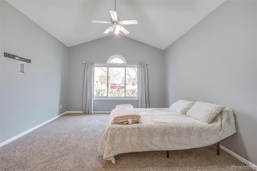 461 Alexander Drive, Commerce Twp, MI 48390 — Photo 6