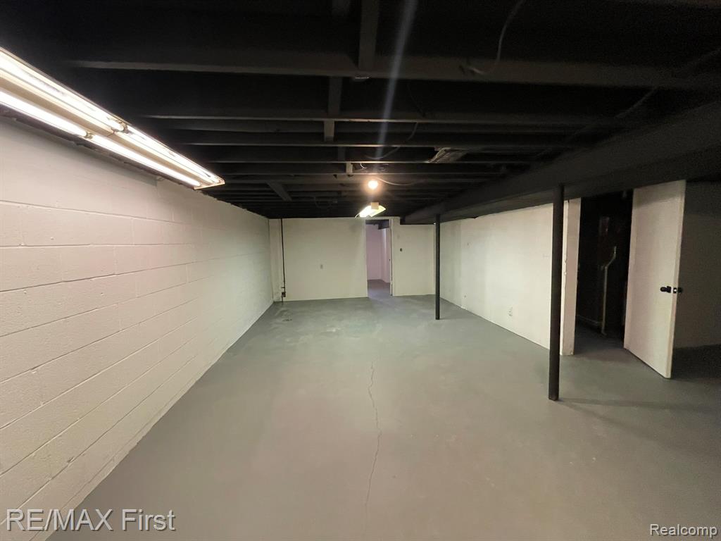 48065 Fuller Road, Chesterfield, MI — Photo 16