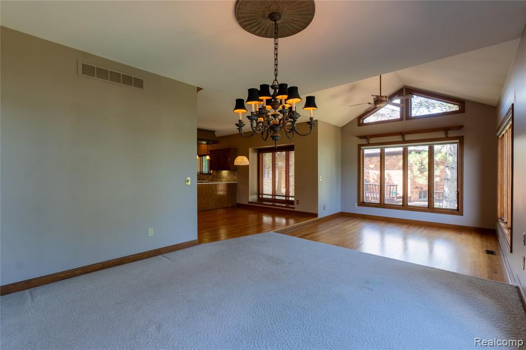 62 Chateaux Du Lac Drive, 14, Fenton, MI 48430 — Photo 8