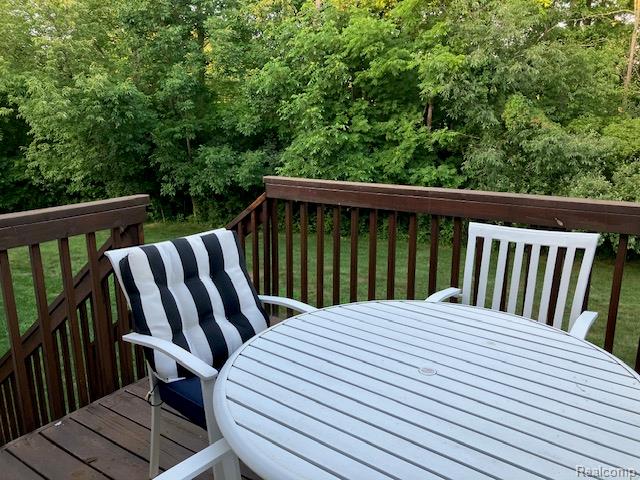 6493 Club Court E, Grand Blanc, MI 48439 — Photo 21