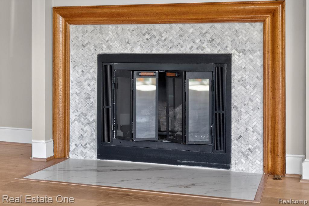 42660 Elizabeth Place, Clinton Twp, MI 48038 — Photo 9