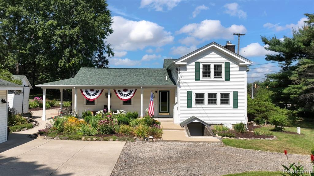371 N Ortonville Road, Ortonville, MI 48462 — Photo 51