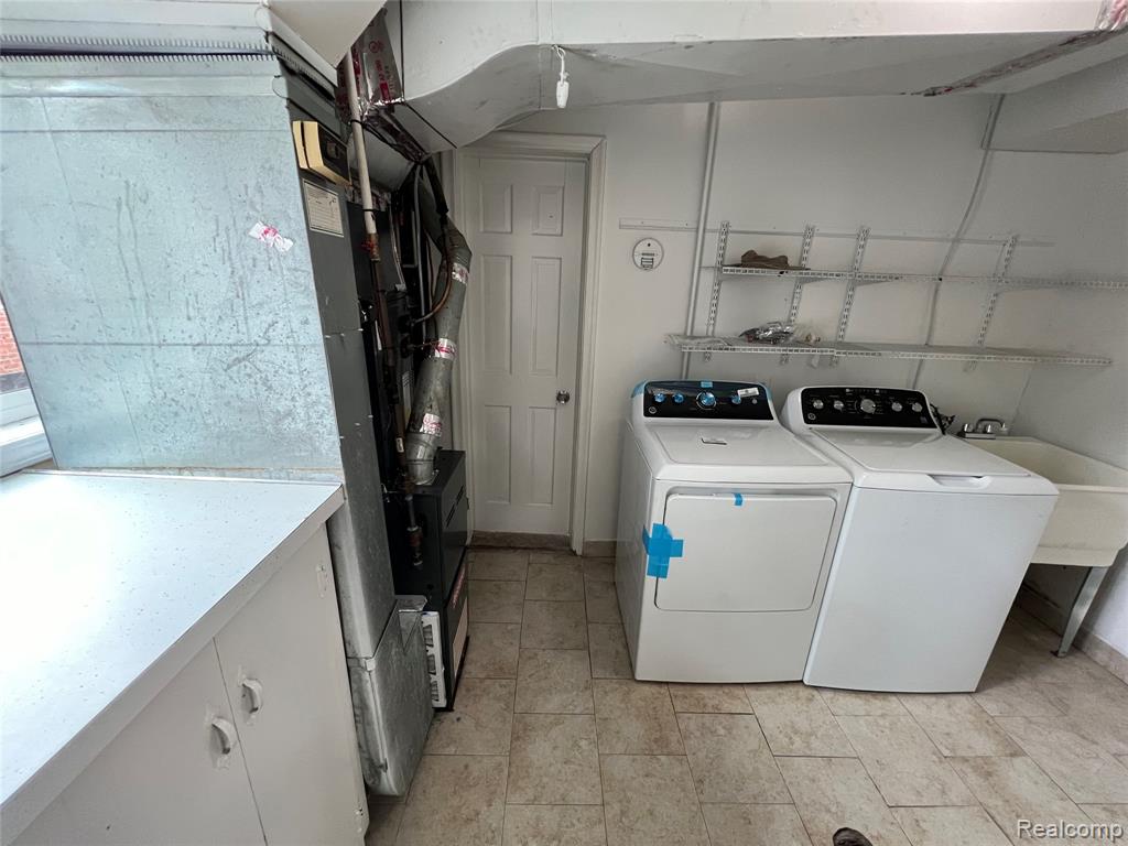 4696 Roosevelt Boulevard, Dearborn Heights, MI, 48125