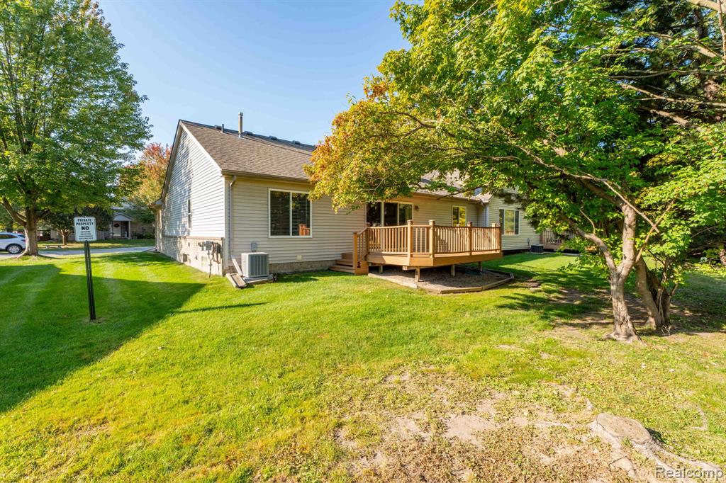 41225 Greenspire Drive, Clinton Twp, MI 48038 — Photo 38