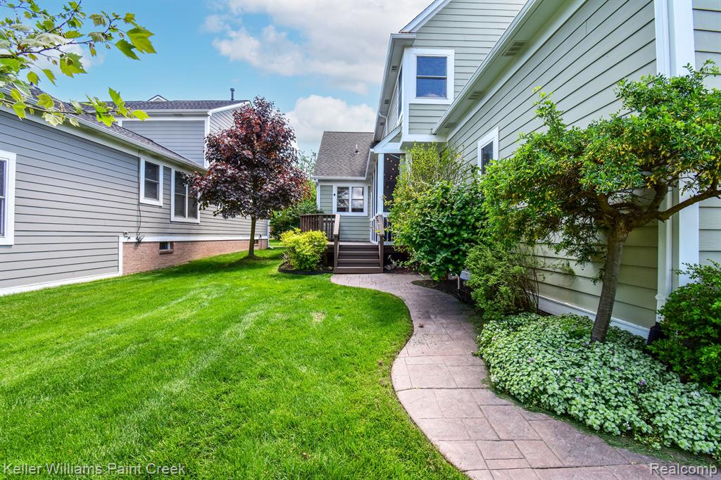 42696 FAULKNER Drive, Novi, MI 48377 — Photo 61