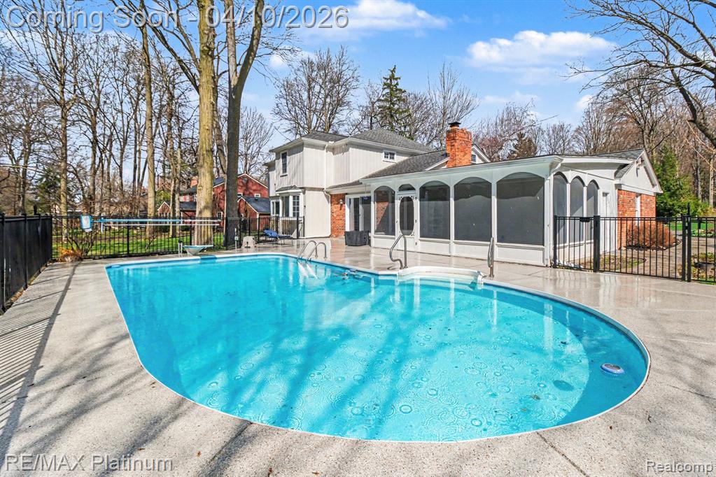 28861 Forest Ridge Drive, Farmington, MI 48331 — Photo 34
