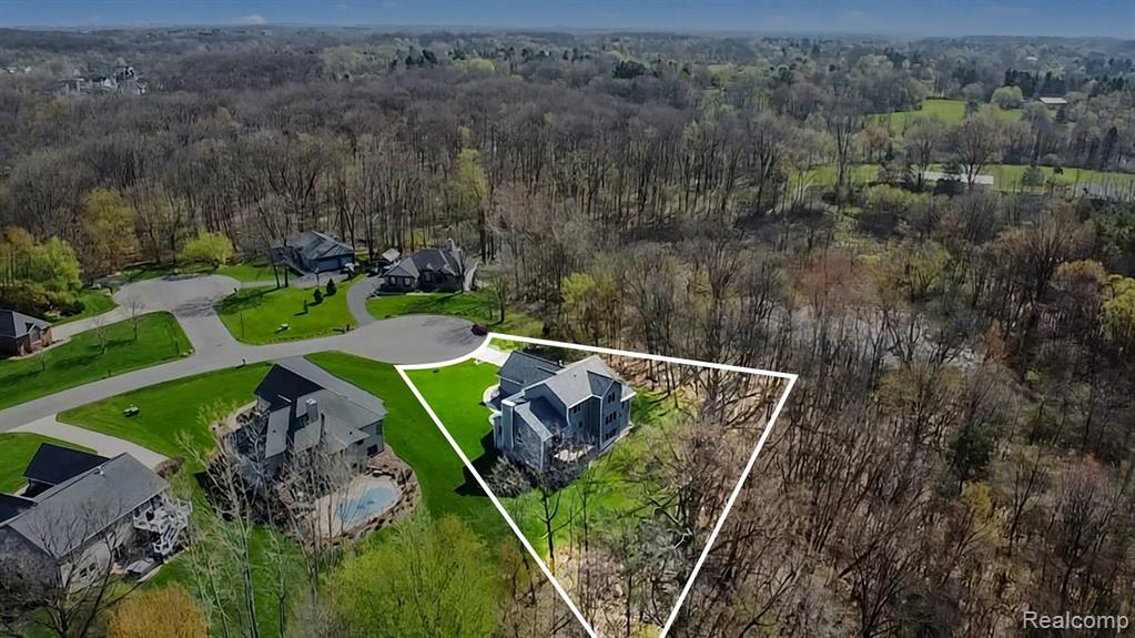 1281 Victoria Lane, Fenton, MI 48430 — Photo 37