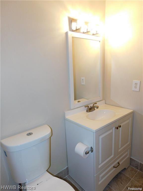 805 PLATE Street, Rochester, MI 48307 — Photo 14