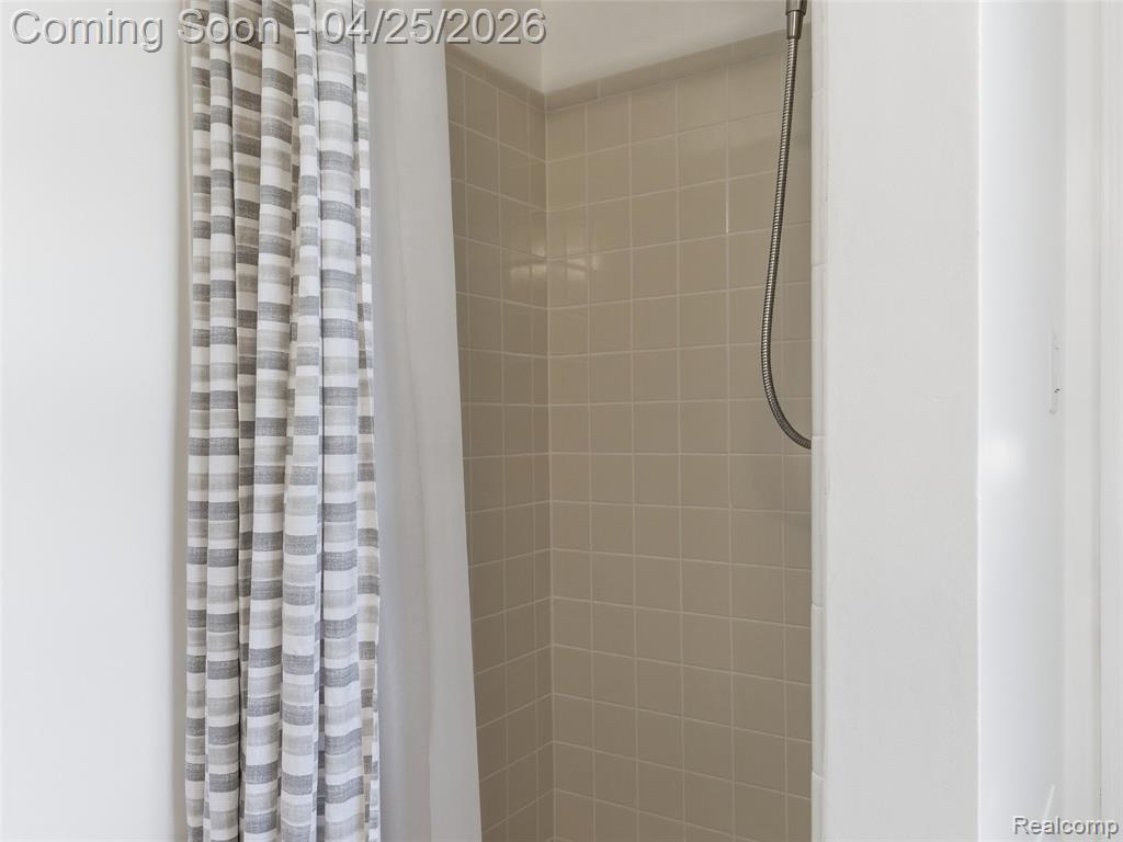 39001 Chartier Street, Harrison Township, MI — Photo 35