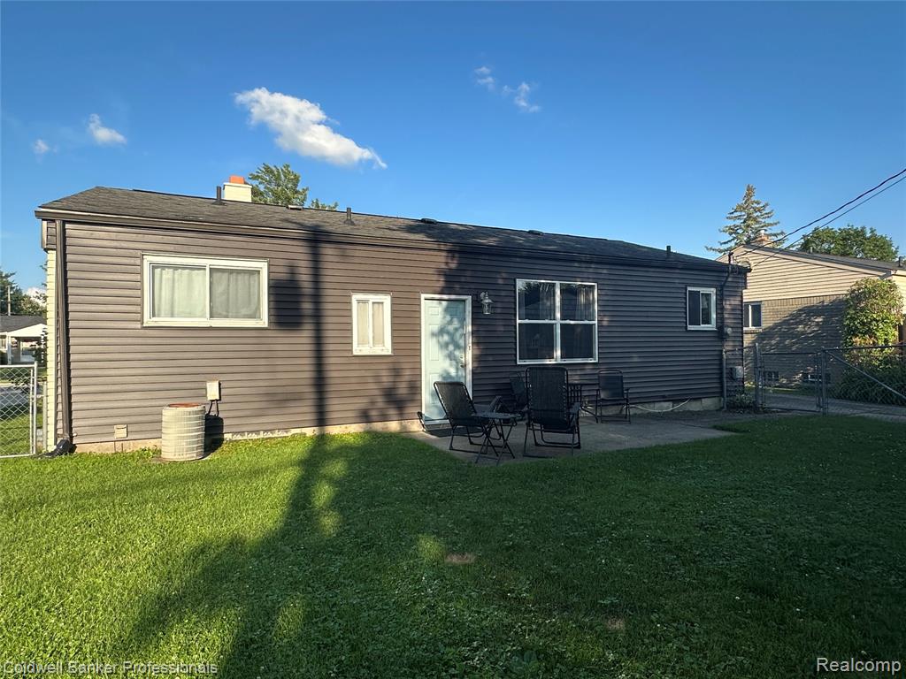 753 Lincoln Street, Lapeer, MI 48446 — Photo 26