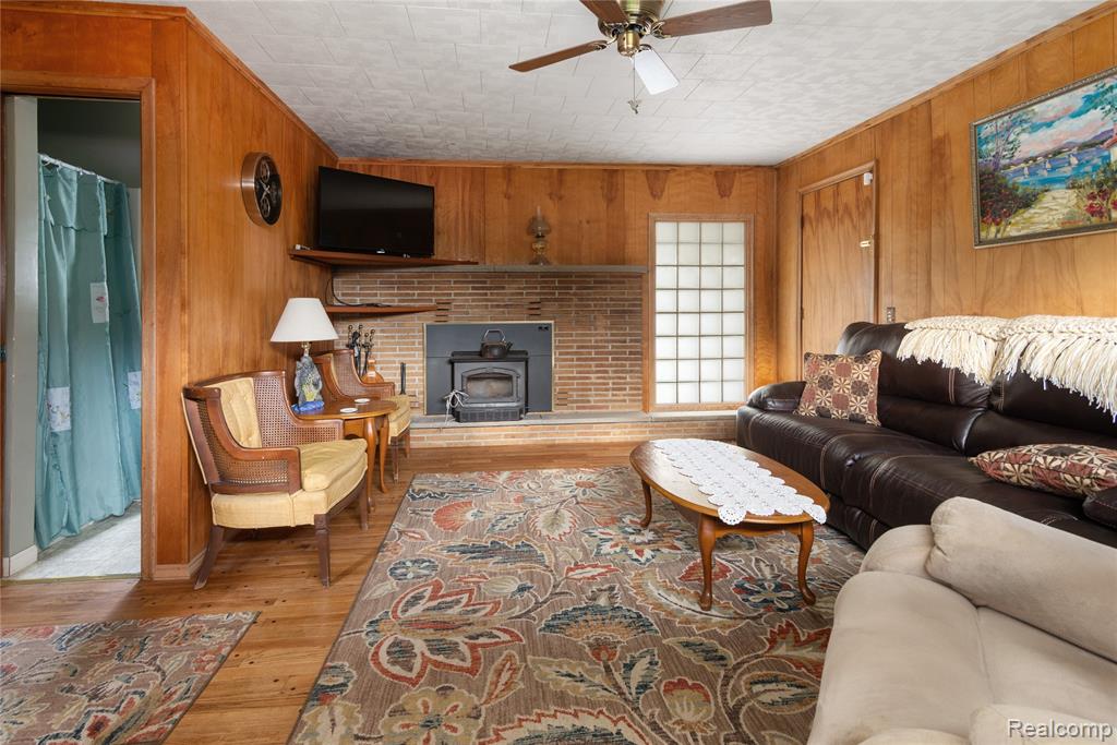 190 Rustic Circle, White Lake, MI — Photo 4