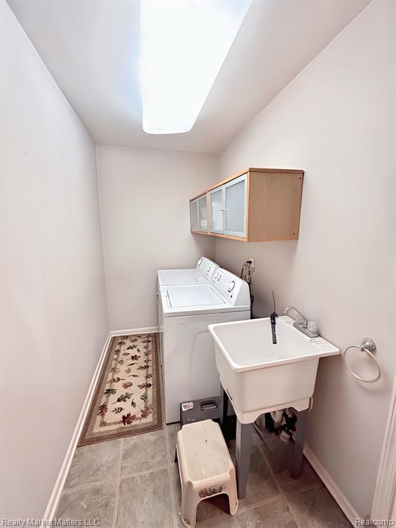 4098 HUNTERS Circle W, Canton, MI 48188 — Photo 11